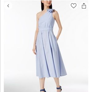 NWT Striped On Shoulder MIDI Dress